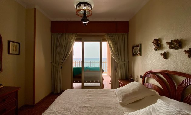 Resale - Apartment / flat -
Torrevieja - Playa Del Cura