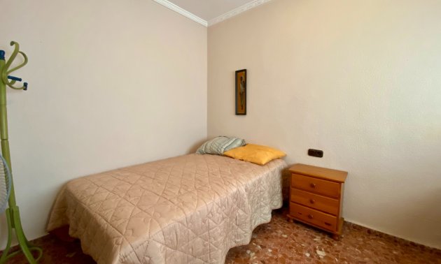 Resale - Apartment / flat -
Torrevieja - Playa Del Cura