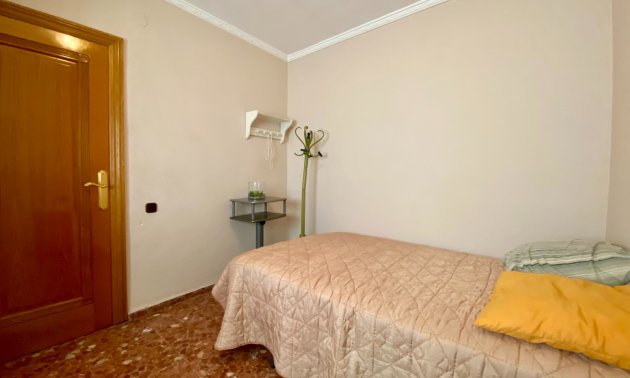 Resale - Apartment / flat -
Torrevieja - Playa Del Cura
