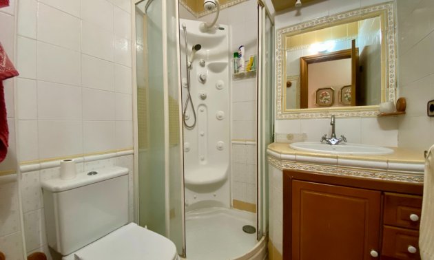 Resale - Apartment / flat -
Torrevieja - Playa Del Cura