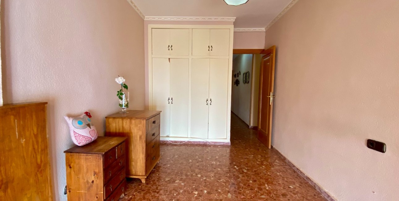 Resale - Apartment / flat -
Torrevieja - Playa Del Cura