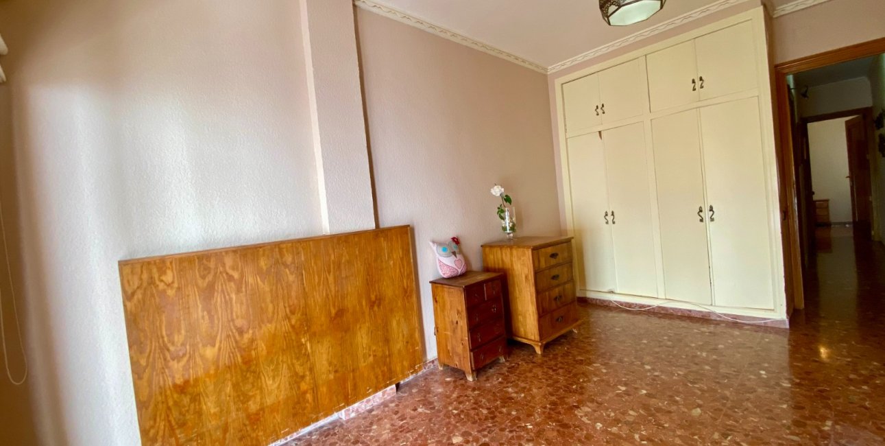 Resale - Apartment / flat -
Torrevieja - Playa Del Cura