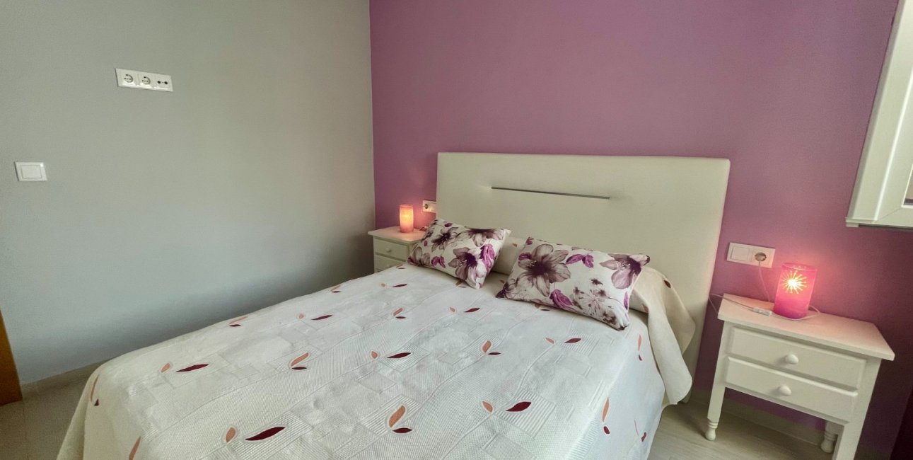 Resale - Apartment / flat -
Torrevieja - Playa Del Cura