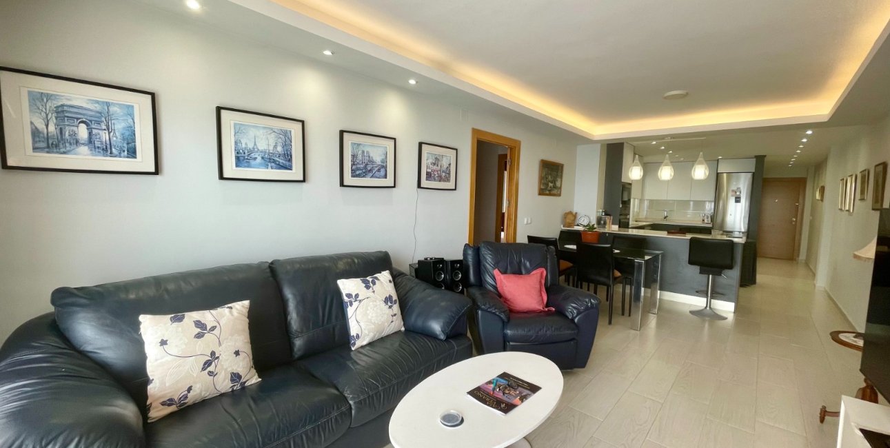 Resale - Apartment / flat -
Torrevieja - Playa Del Cura