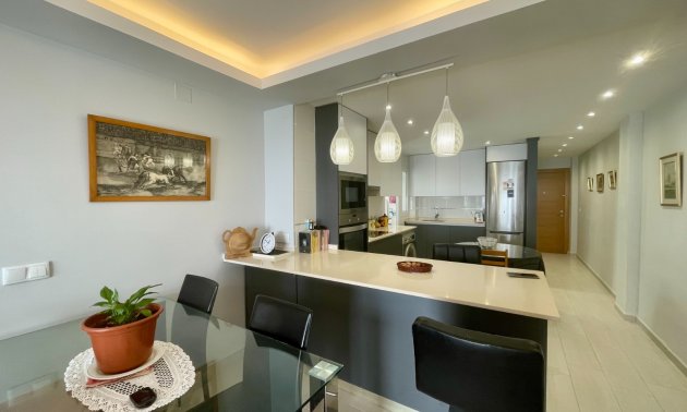 Resale - Apartment / flat -
Torrevieja - Playa Del Cura