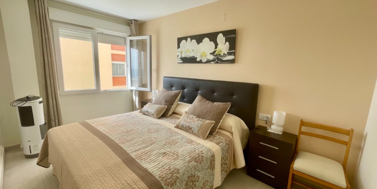 Resale - Apartment / flat -
Torrevieja - Playa Del Cura