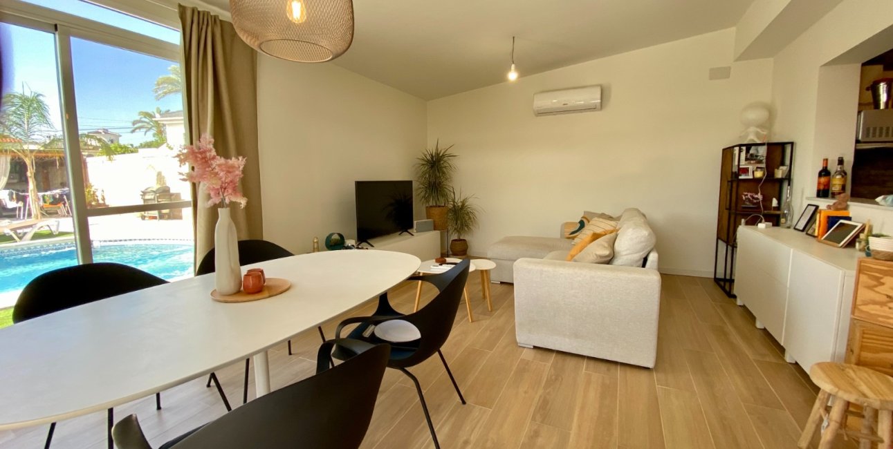 Resale - Villa -
Ciudad Quesada - Ciudad Quesada - Town