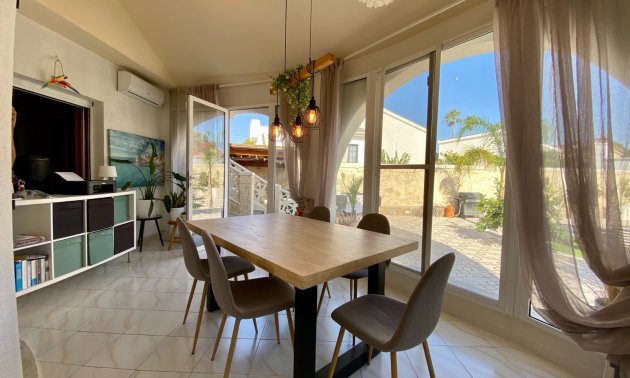 Resale - Villa -
Ciudad Quesada - Ciudad Quesada - Town