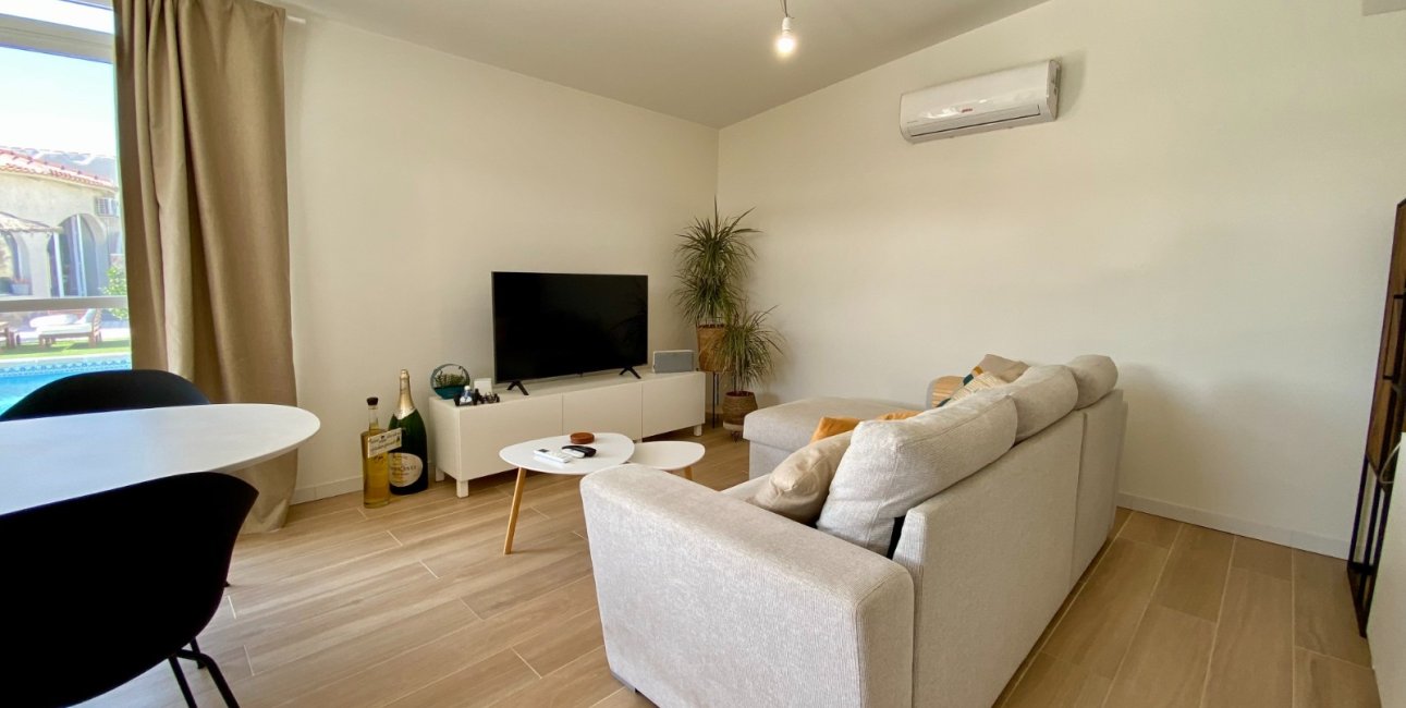 Resale - Villa -
Ciudad Quesada - Ciudad Quesada - Town