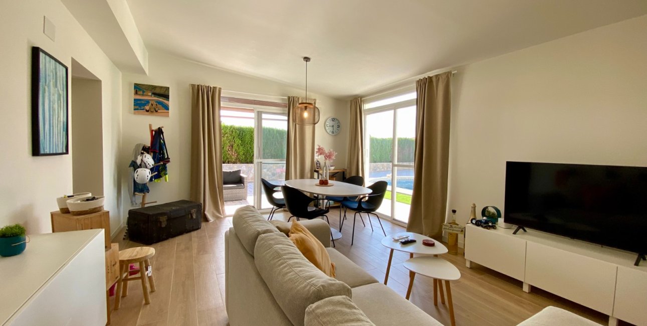 Resale - Villa -
Ciudad Quesada - Ciudad Quesada - Town