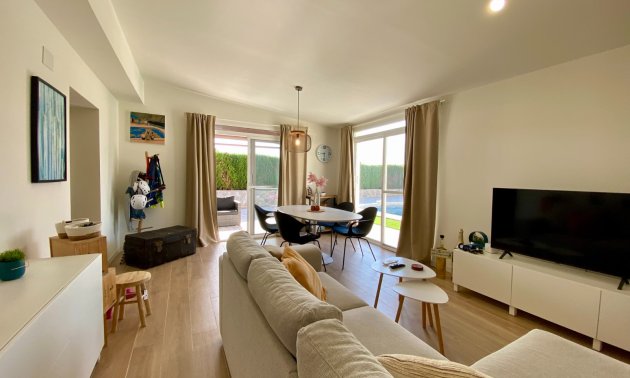 Resale - Villa -
Ciudad Quesada - Ciudad Quesada - Town