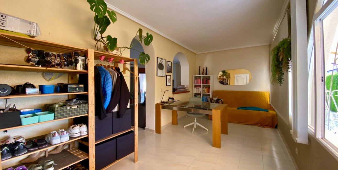 Resale - Villa -
Ciudad Quesada - Ciudad Quesada - Town