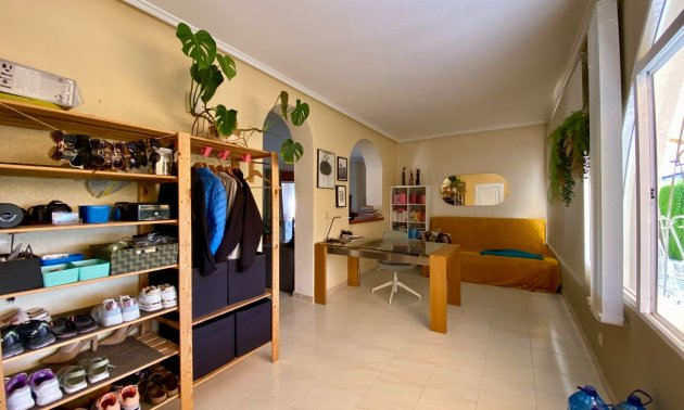 Resale - Villa -
Ciudad Quesada - Ciudad Quesada - Town