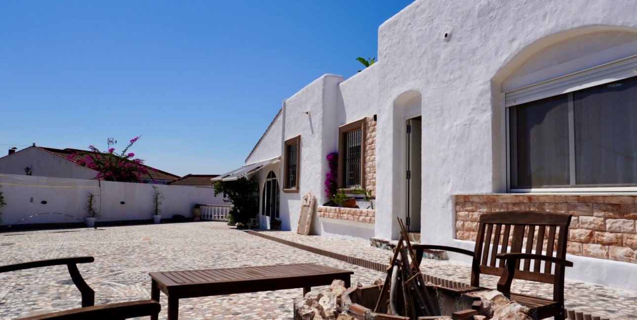 Resale - Villa -
Ciudad Quesada - Ciudad Quesada - Town