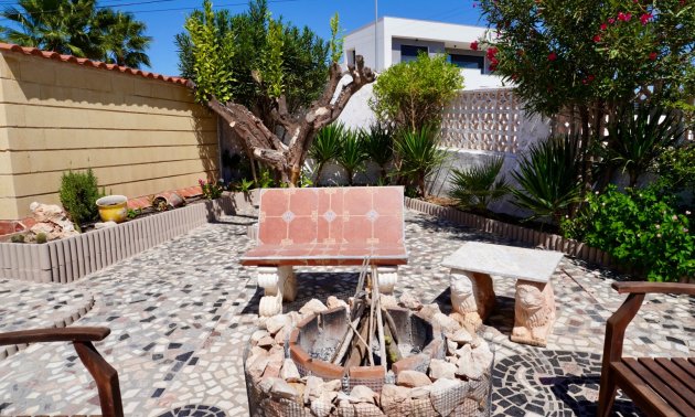 Resale - Villa -
Ciudad Quesada - Ciudad Quesada - Town