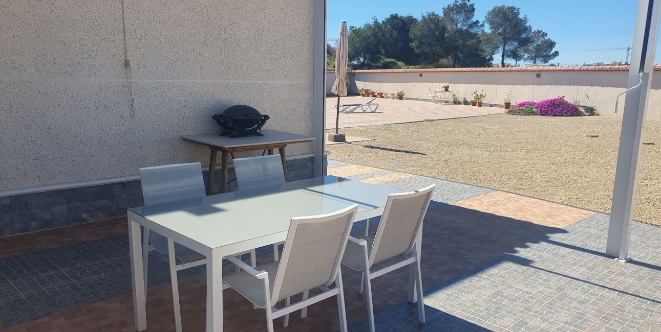 Resale - Villa -
Algorfa - Lomas de La Juliana