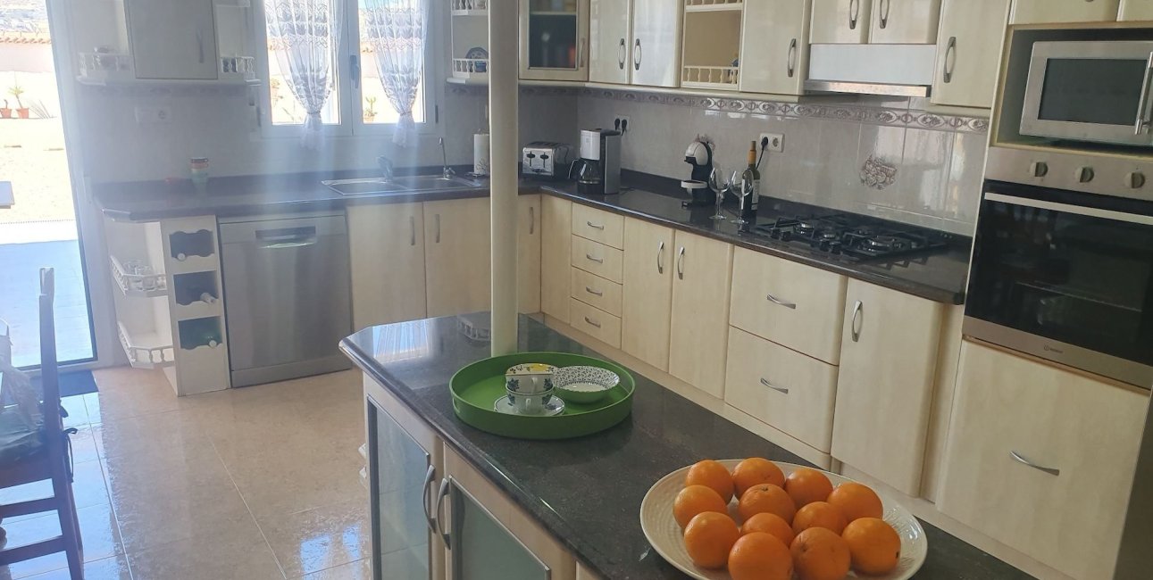 Resale - Villa -
Algorfa - Lomas de La Juliana