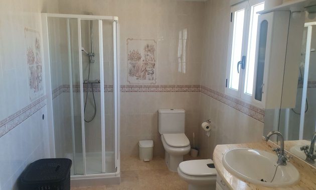 Resale - Villa -
Algorfa - Lomas de La Juliana