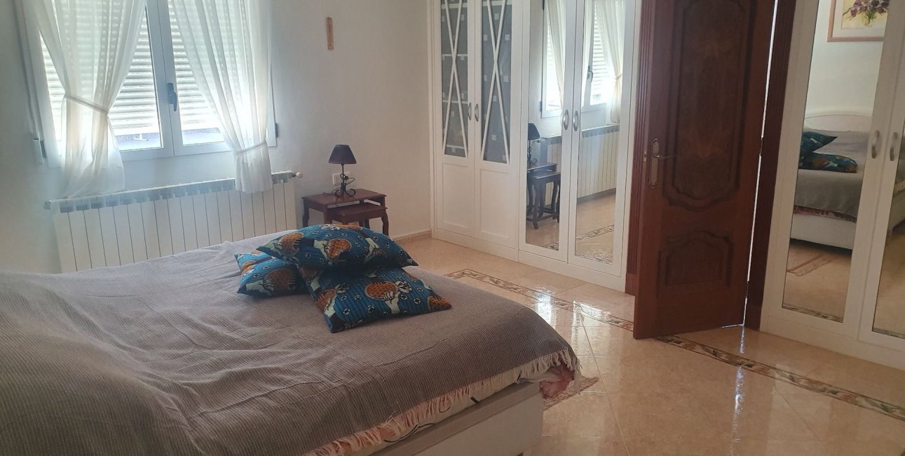 Resale - Villa -
Algorfa - Lomas de La Juliana