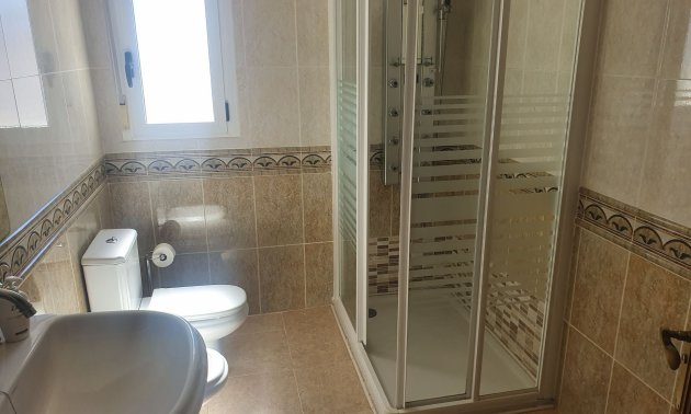 Resale - Villa -
Algorfa - Lomas de La Juliana
