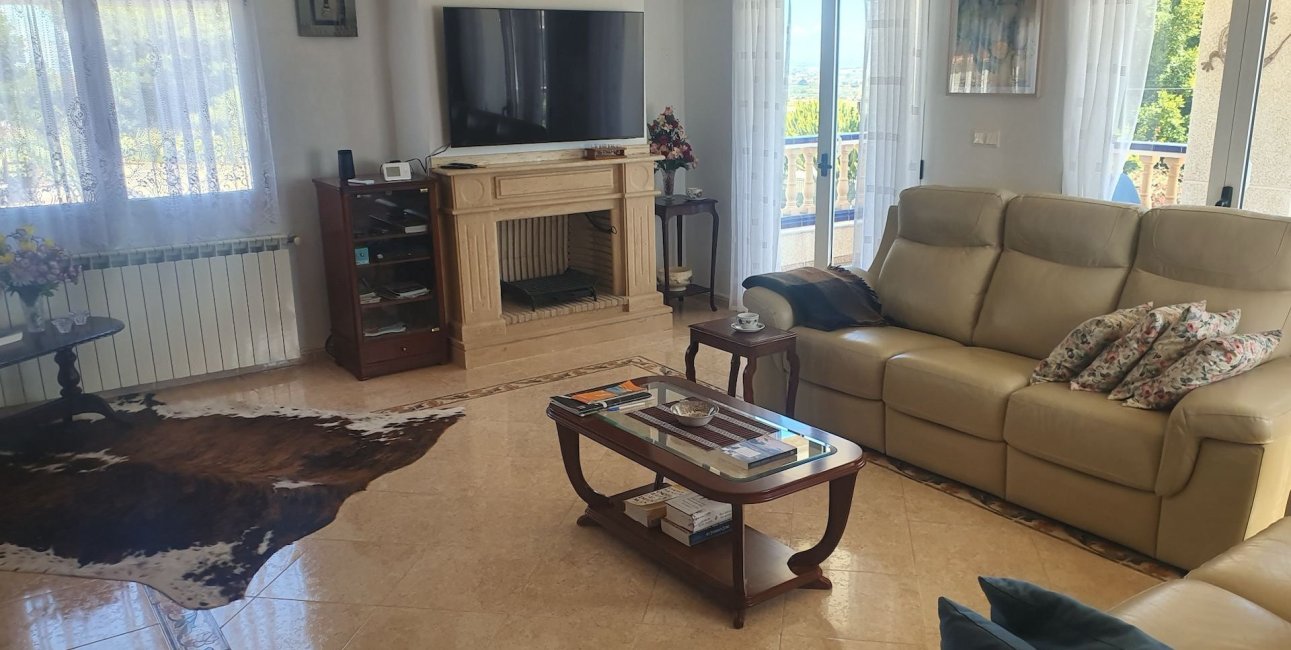 Resale - Villa -
Algorfa - Lomas de La Juliana