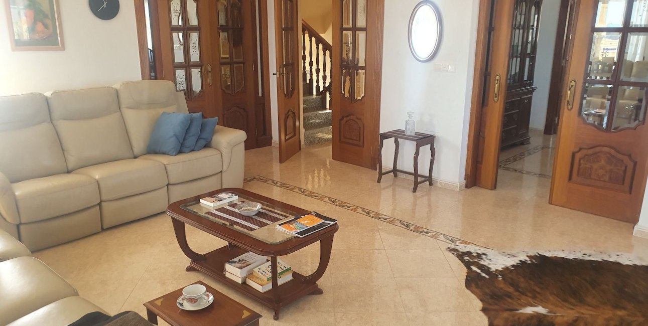 Resale - Villa -
Algorfa - Lomas de La Juliana