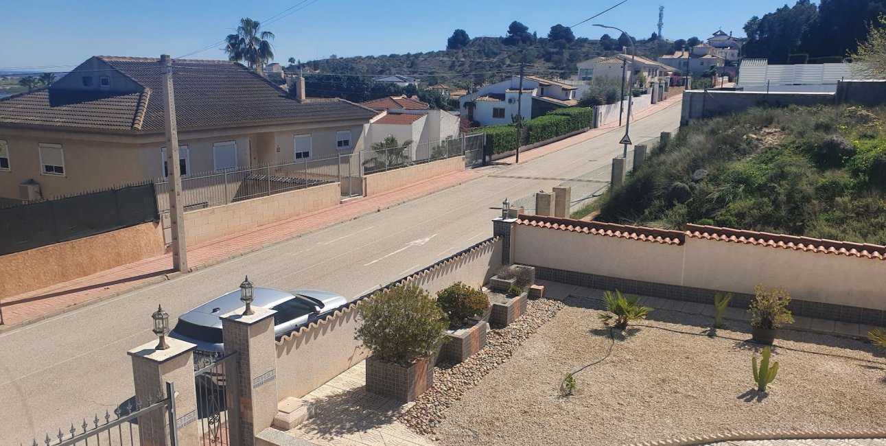 Resale - Villa -
Algorfa - Lomas de La Juliana