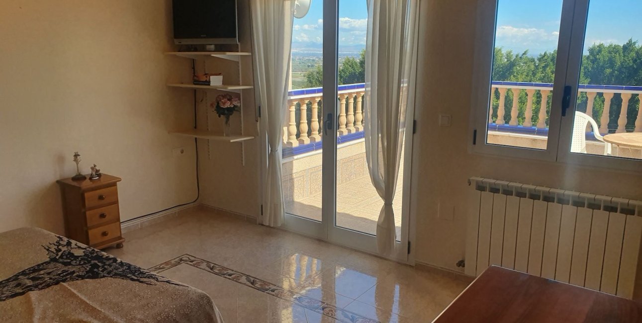 Resale - Villa -
Algorfa - Lomas de La Juliana