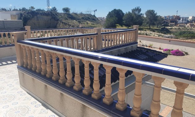 Resale - Villa -
Algorfa - Lomas de La Juliana