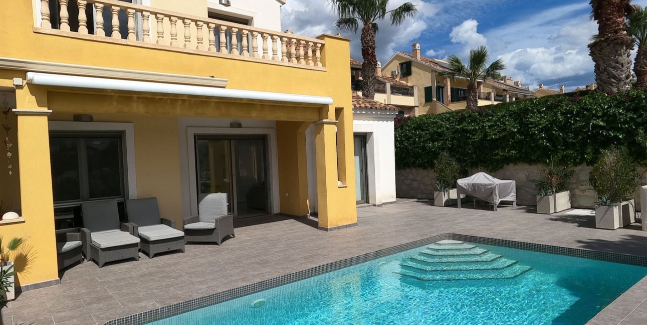 Reventa - Villa -
Algorfa - La Finca Golf Resort