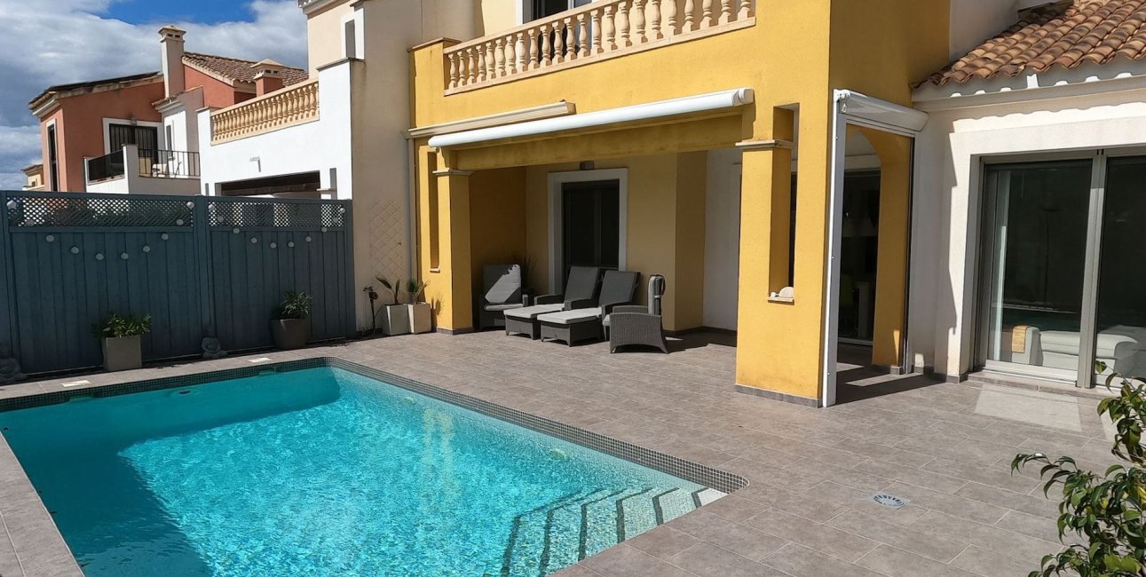 Reventa - Villa -
Algorfa - La Finca Golf Resort