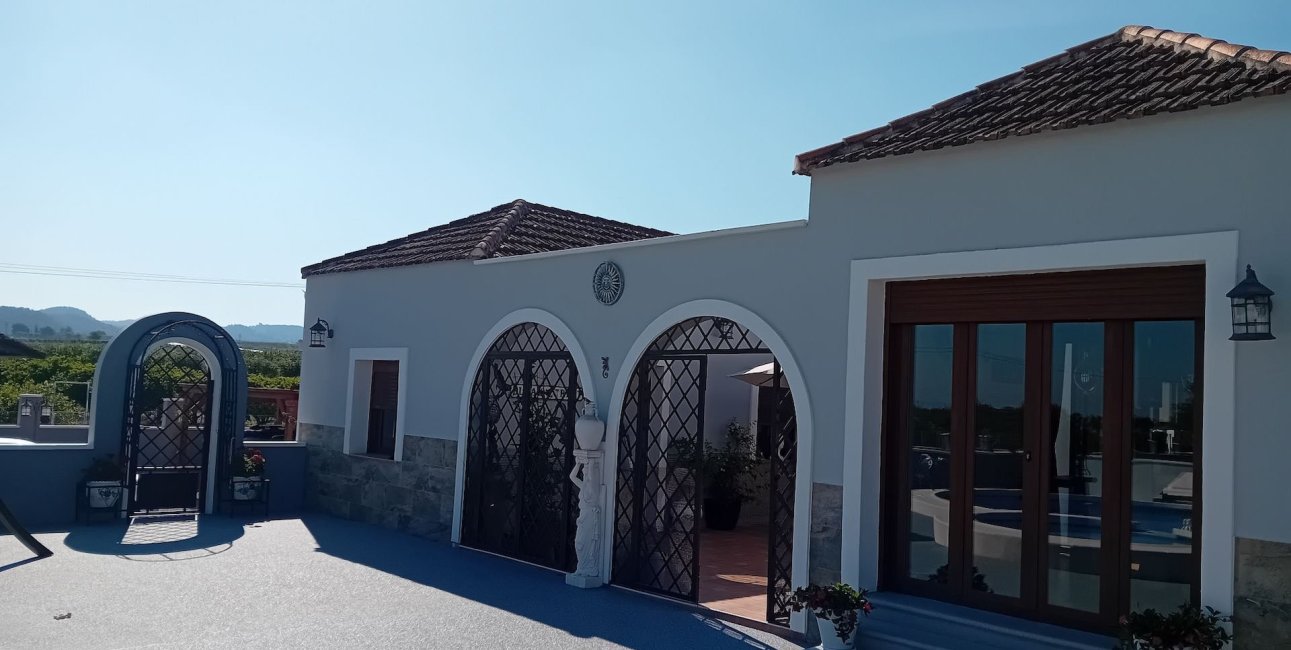 Resale - Villa -
Jacarilla - Jacarilla - Country