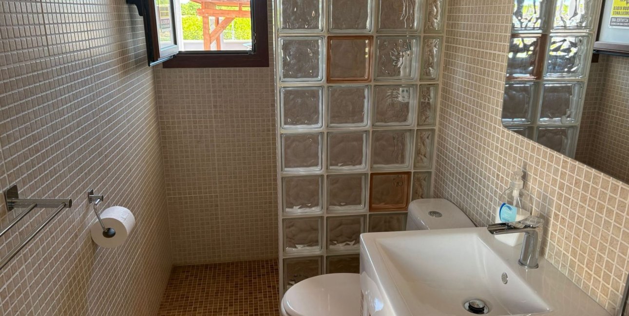 Resale - Villa -
Jacarilla - Jacarilla - Country