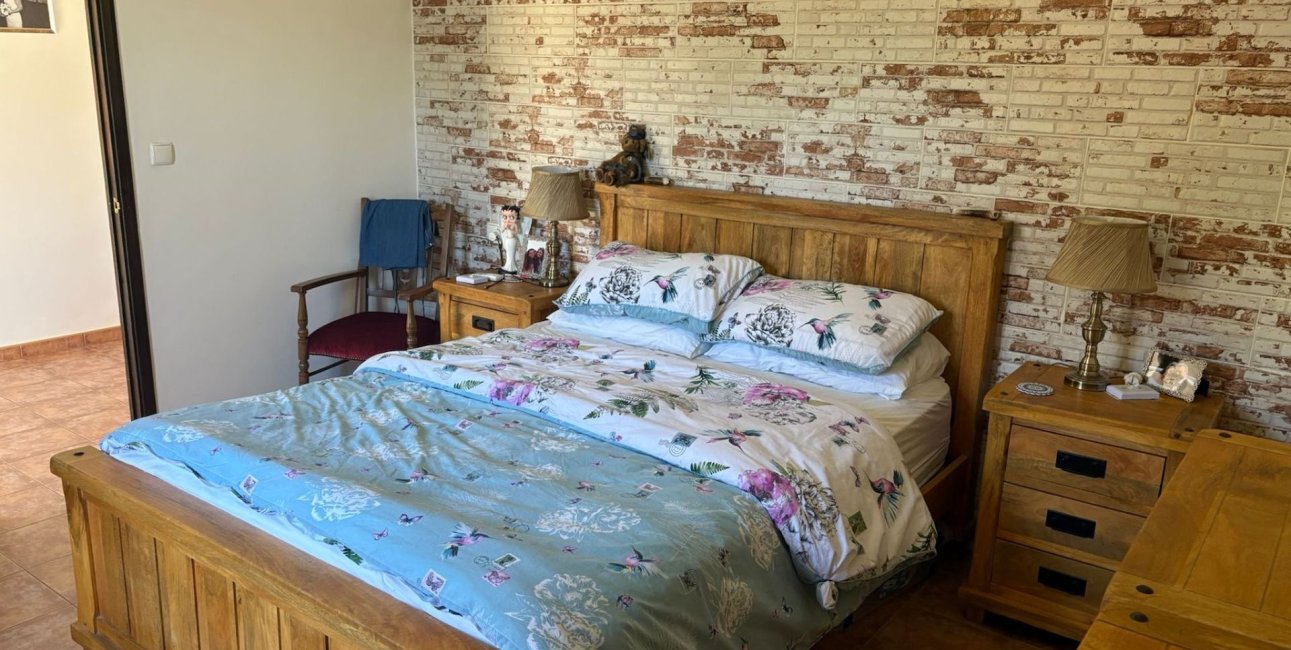 Resale - Villa -
Jacarilla - Jacarilla - Country