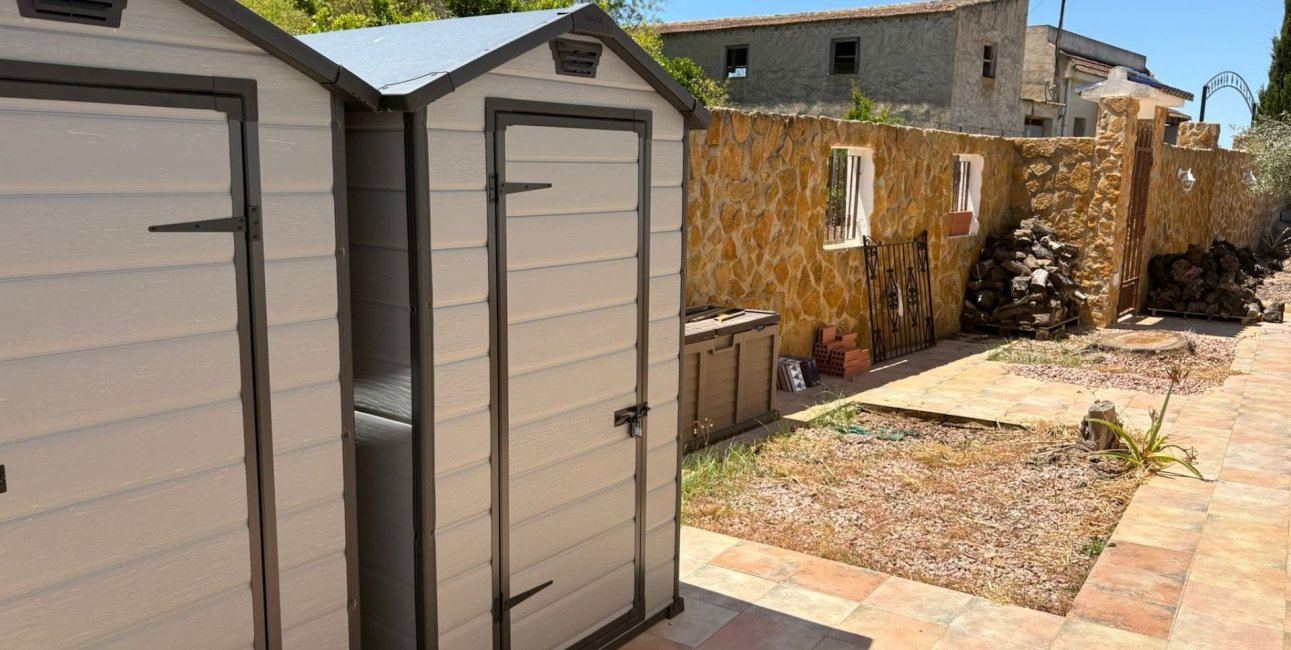 Resale - Villa -
Jacarilla - Jacarilla - Country