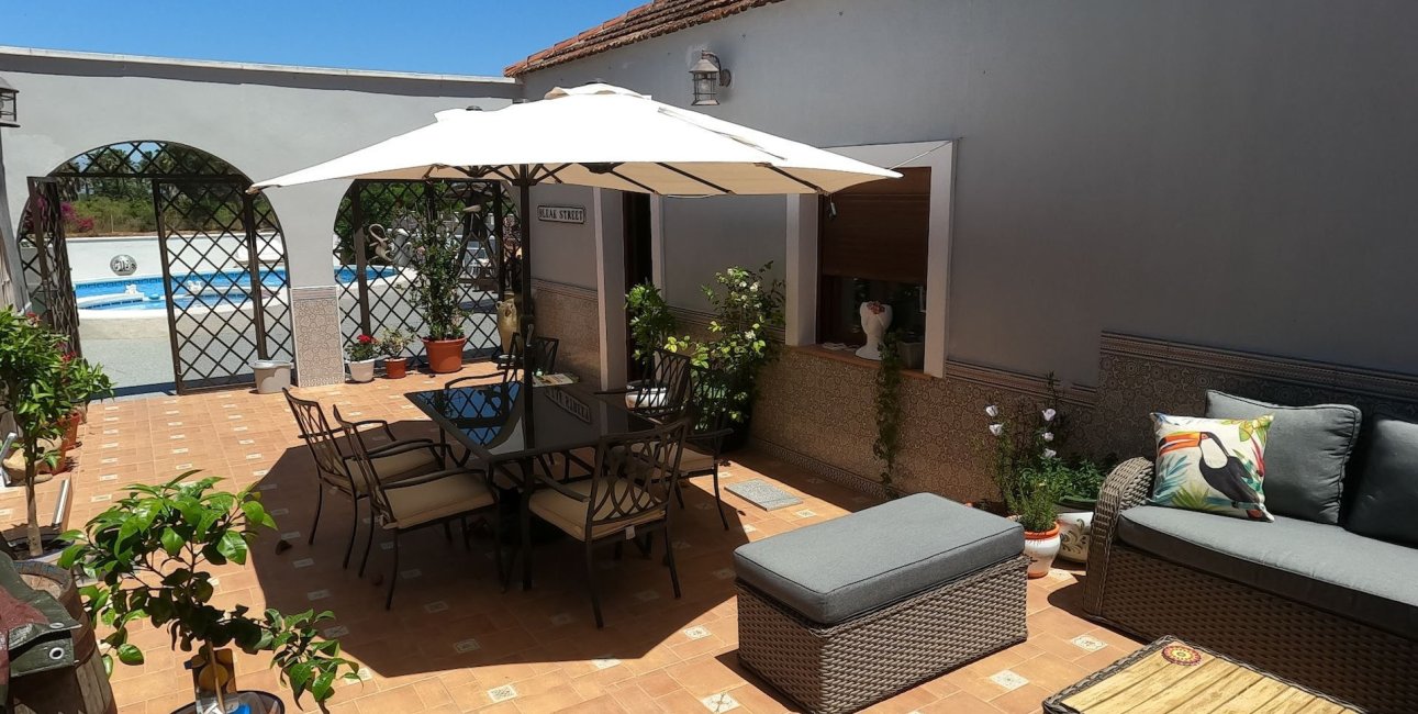 Resale - Villa -
Jacarilla - Jacarilla - Country