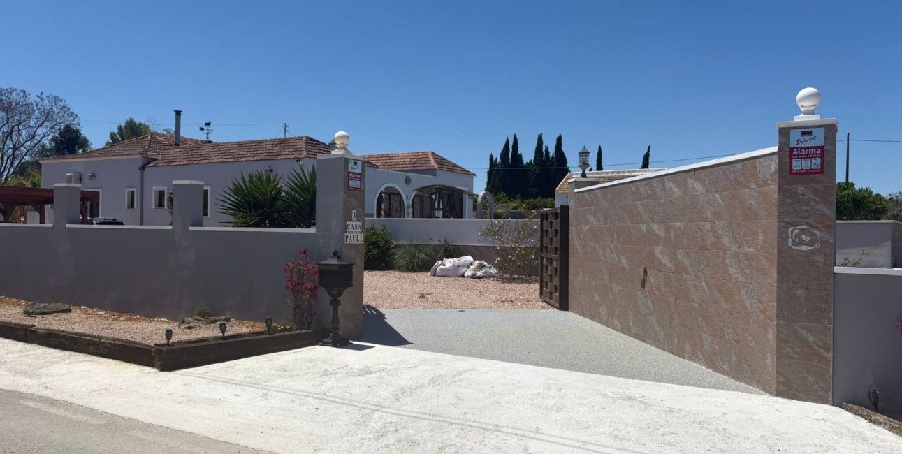 Resale - Villa -
Jacarilla - Jacarilla - Country