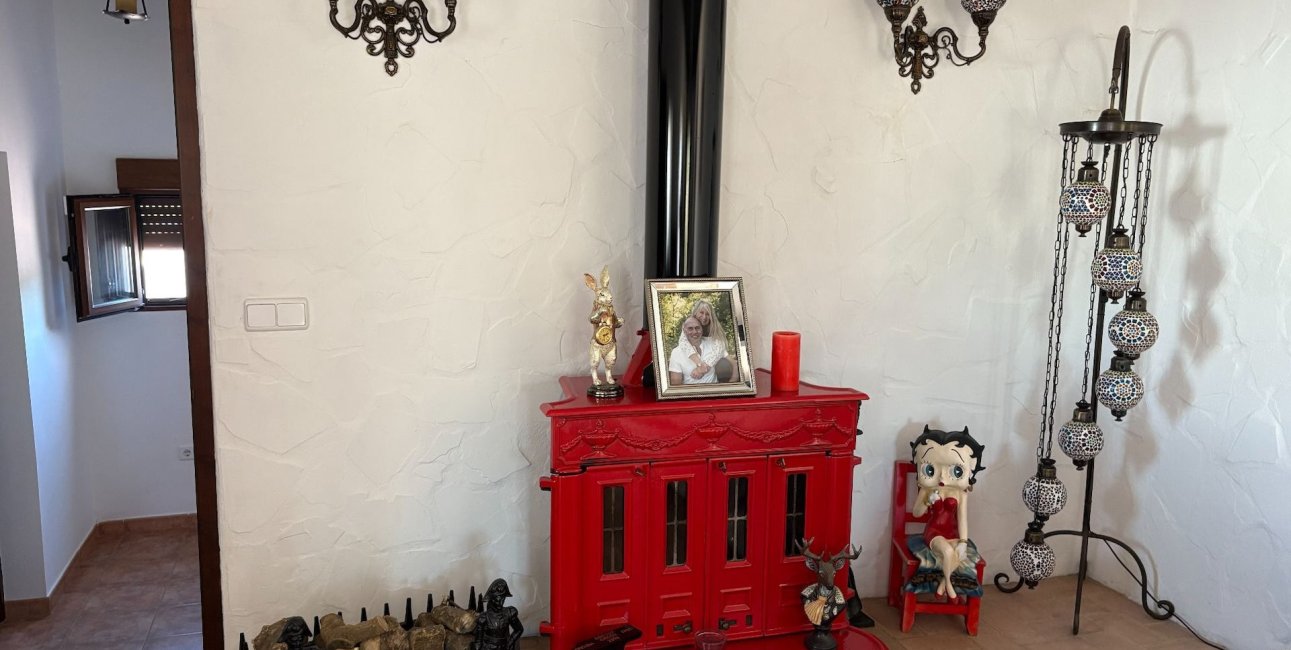 Resale - Villa -
Jacarilla - Jacarilla - Country