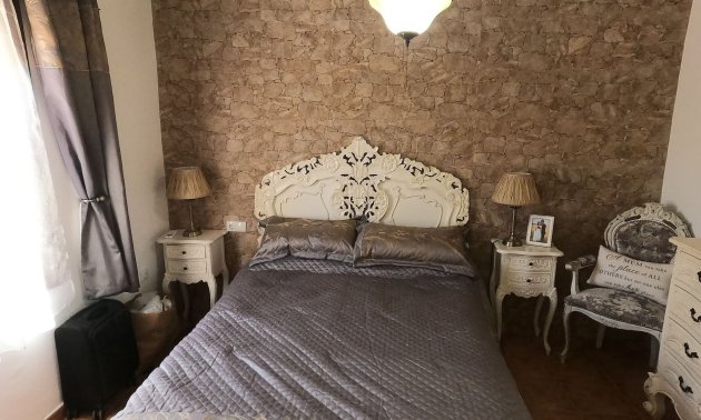 Resale - Villa -
Jacarilla - Jacarilla - Country