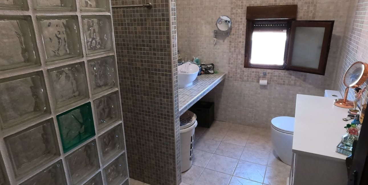 Resale - Villa -
Jacarilla - Jacarilla - Country