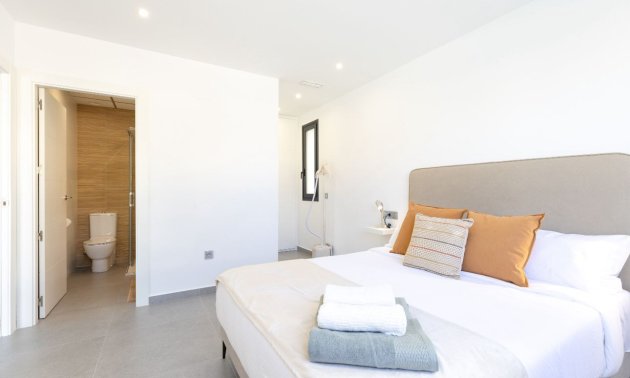 Reventa - Villa -
Algorfa - La Finca Golf Resort