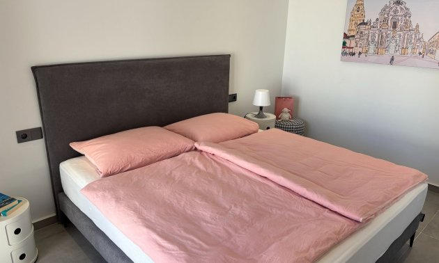 Reventa - Villa -
Ciudad Quesada - La Marquesa