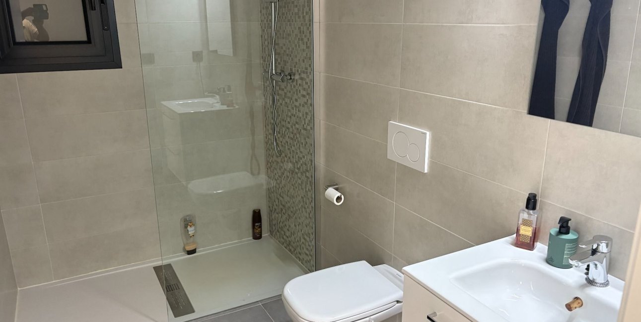 Reventa - Villa -
Ciudad Quesada - La Marquesa