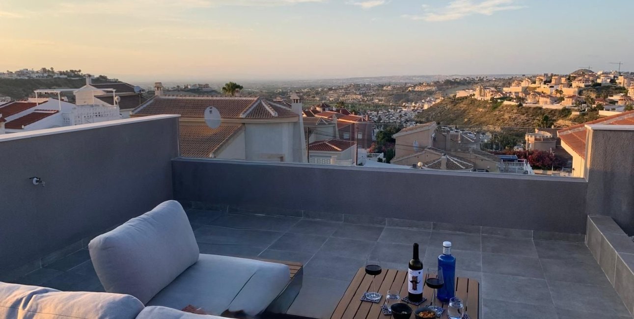 Reventa - Villa -
Ciudad Quesada - La Marquesa