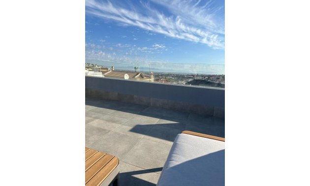 Reventa - Villa -
Ciudad Quesada - La Marquesa