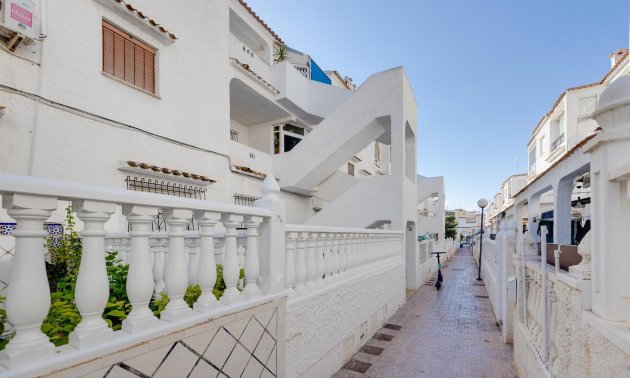 Rynek wtórny - Bungalow -
Torrevieja - La Veleta