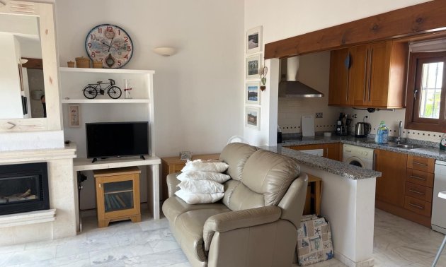 Resale - Apartment / flat -
Algorfa - La Finca Golf Resort