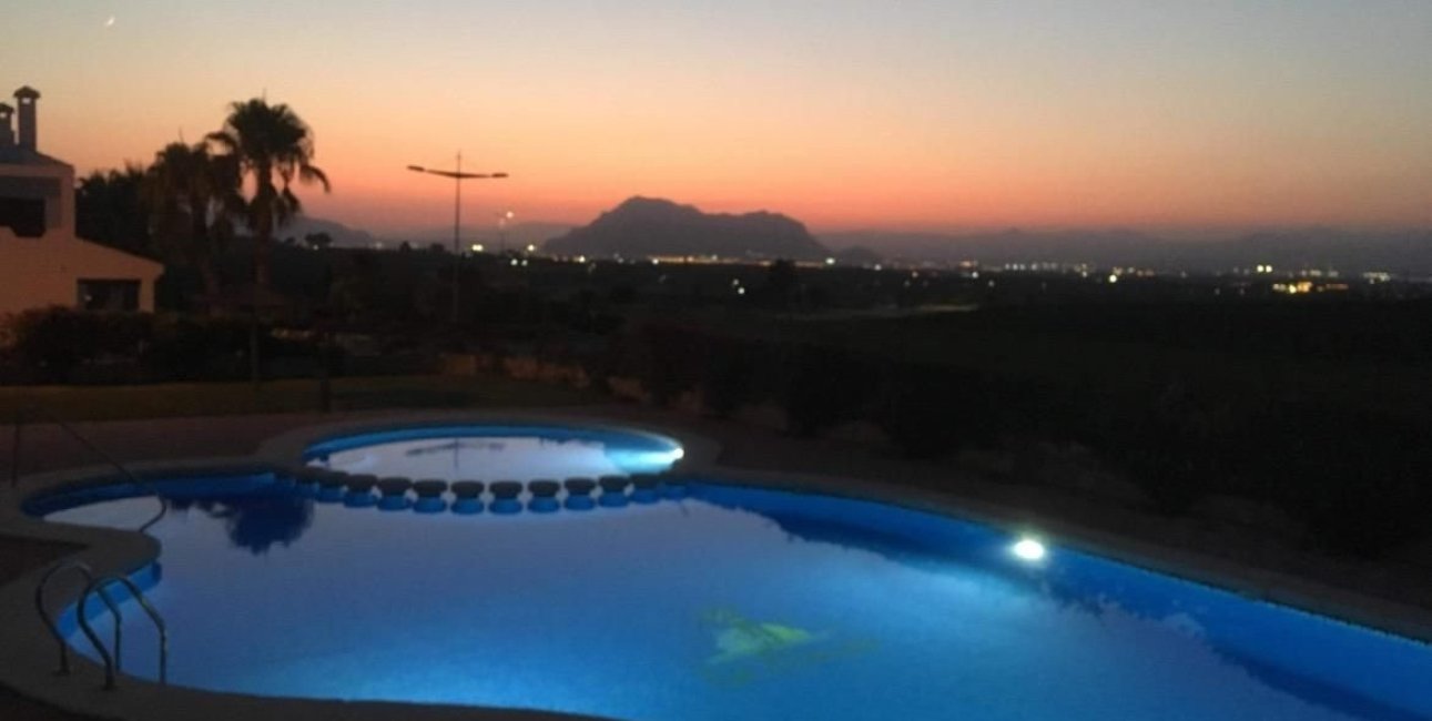 Resale - Apartment / flat -
Algorfa - La Finca Golf Resort
