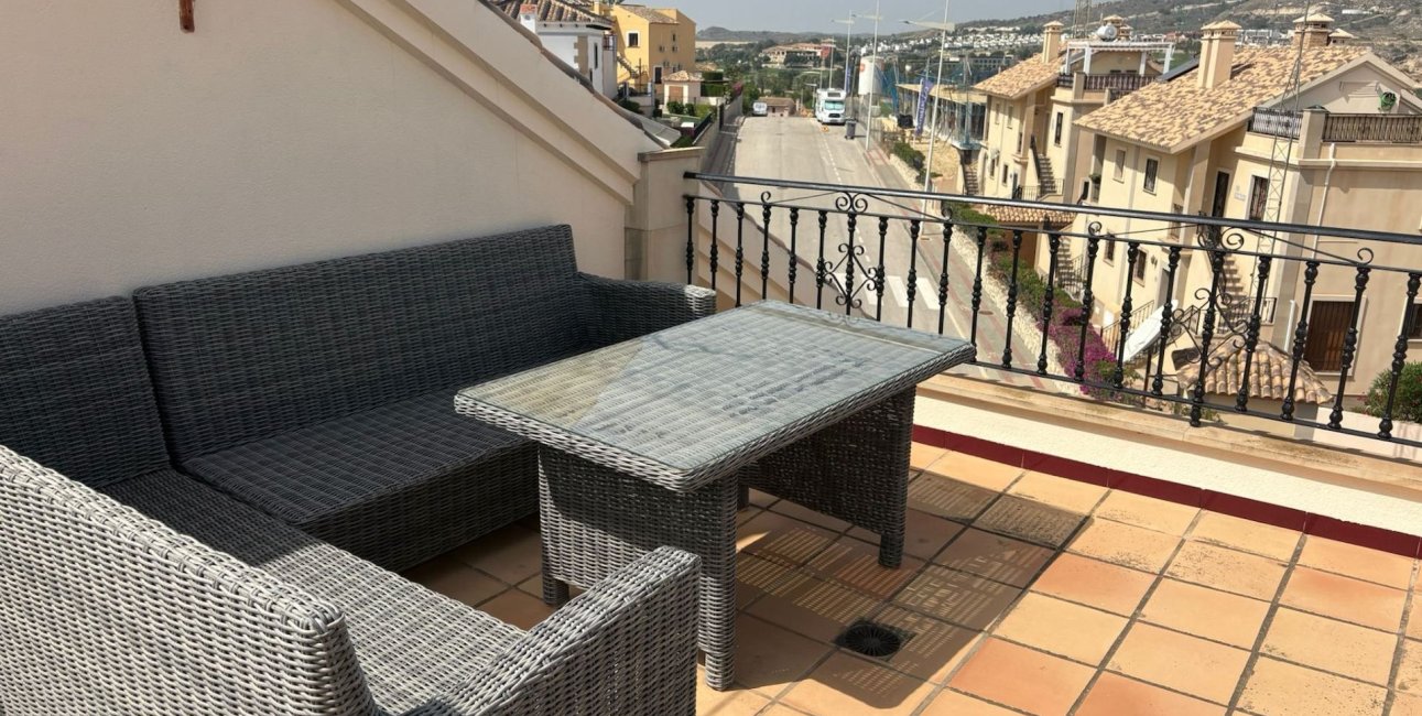 Resale - Apartment / flat -
Algorfa - La Finca Golf Resort