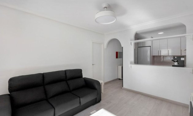 Resale - Apartment / flat -
Torrevieja - La Mata